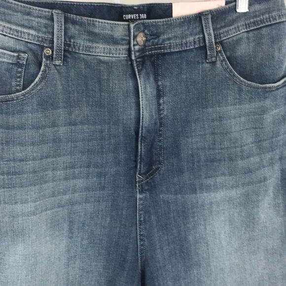 NYDJ Curves 360 Serein Blue Jean Shorts Size 26 Plus - Picture 7 of 9